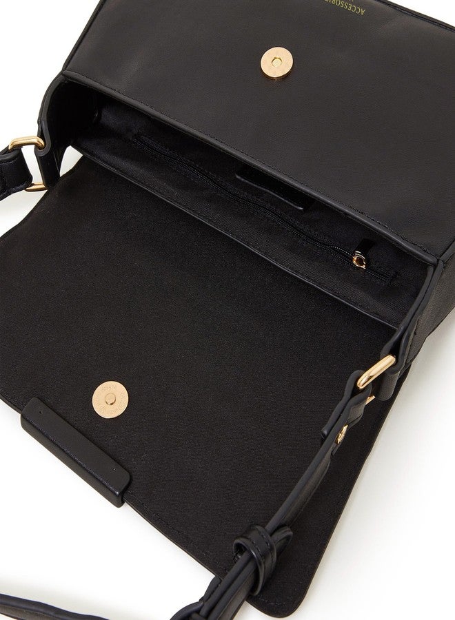 أكسيسورايز حقيبة كتف نسائية من أكسسورايز لندن مصنوعة من الجلد الصناعي الأسود بحزام إبزيم - Image 3